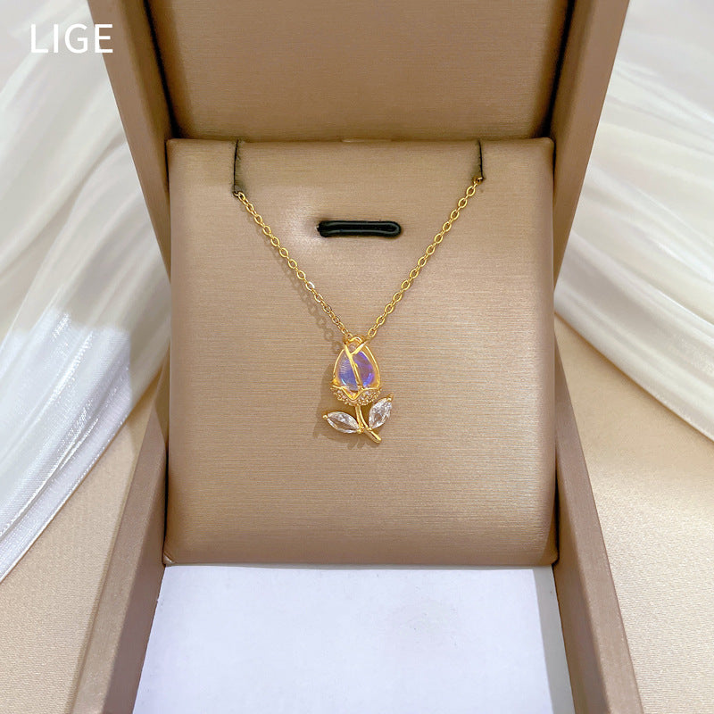 Luxury Floral Geometric Titanium Steel Necklace with Rhinestone Pendant for Unisex