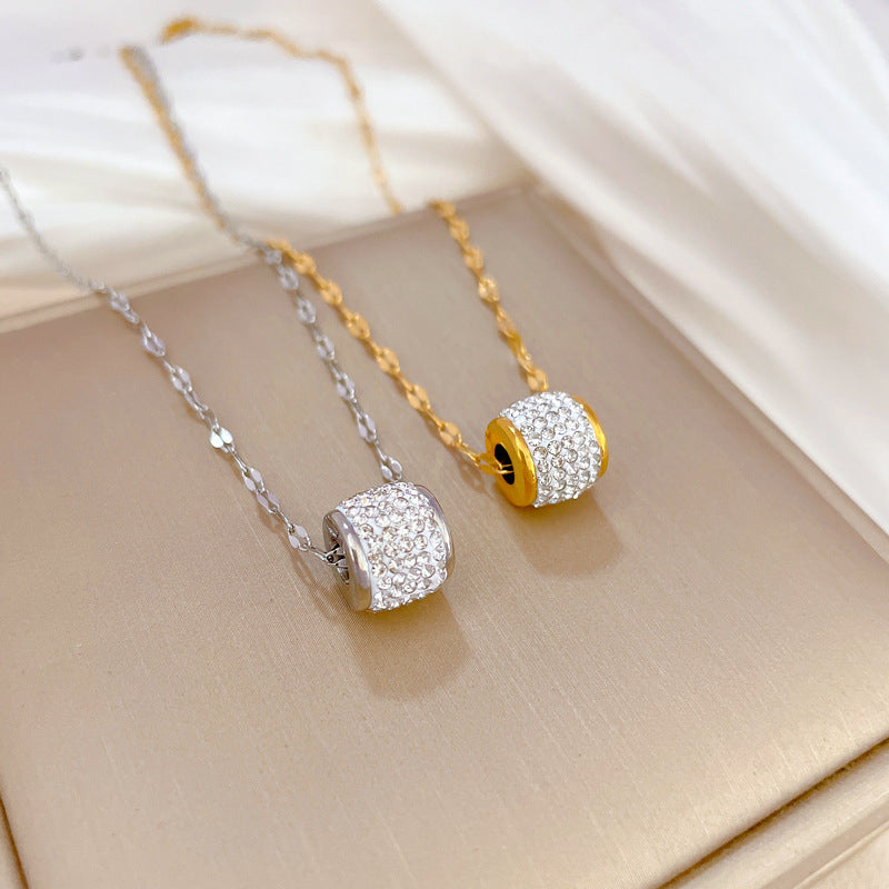 Minimalist Titanium Steel Geometric Pendant Necklace for Women with Rhinestone Inlay and Gold Plated Finish, Clavicle Chain