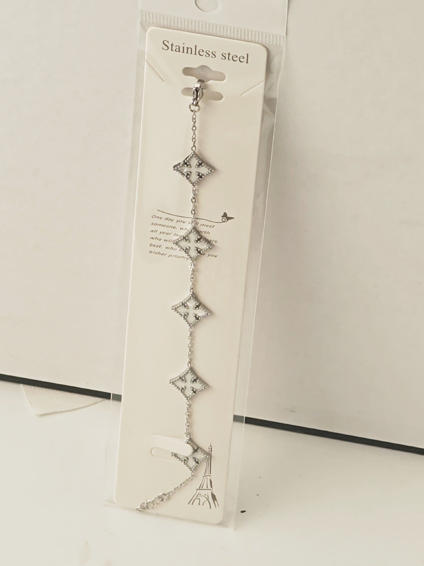 Bracciale Minimalista Elegante in Acciaio Inossidabile Placcato Oro 18K a Cuore Geometrico Floreale