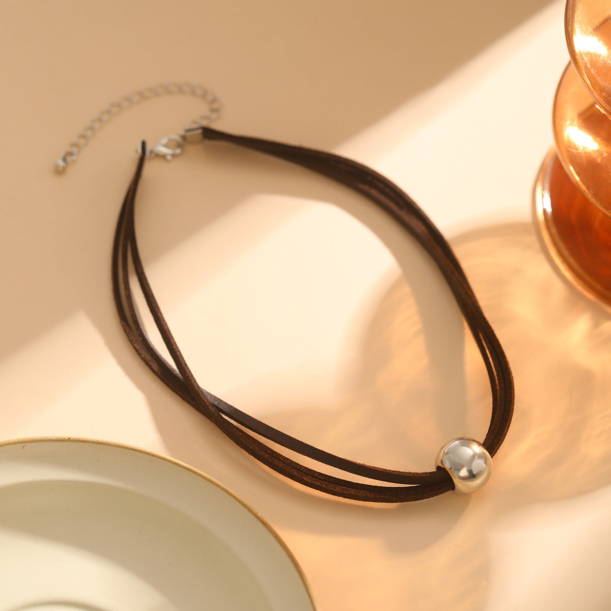 Minimalist Geometric Round Beaded Choker Necklace with Alloy Pendant for Women