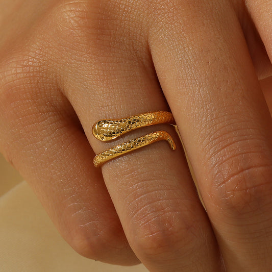 Fashionable 18K Gold Plated Stainless Steel Snake Design Textured Hollow Adjustable Open Ring for Women