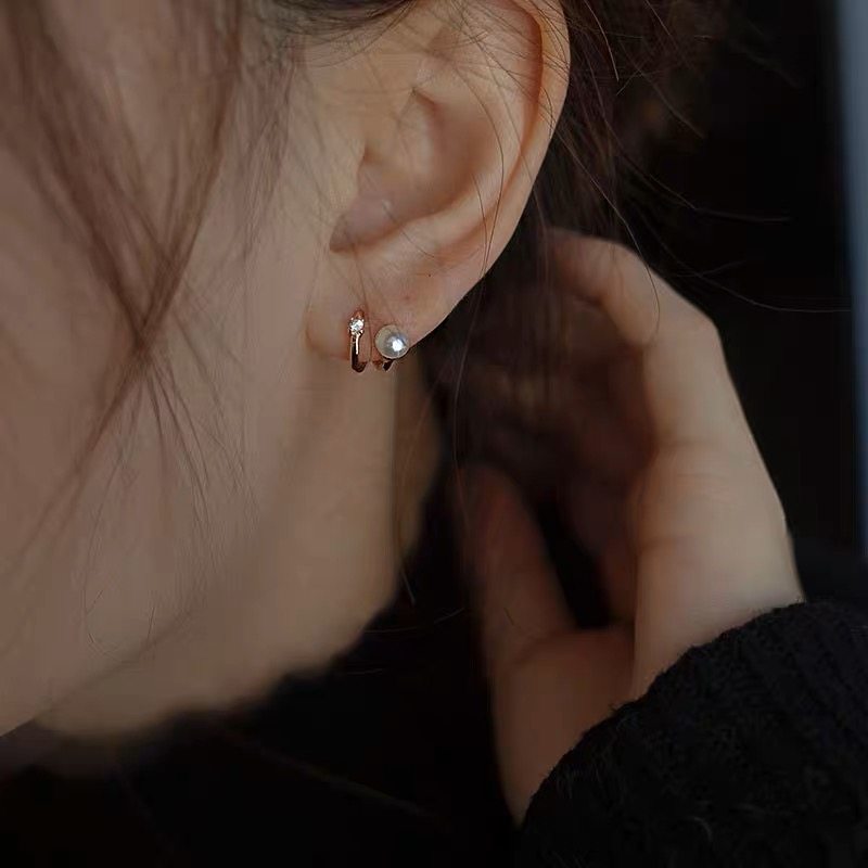 Eleganti Orecchini a Perno Doppi con Perle in Stile Francese e Accenti di Zirconi, Design Geometrico, Perno in Acciaio Elettroplaccato, Abbigliamento da Ufficio Alla Moda per Donne