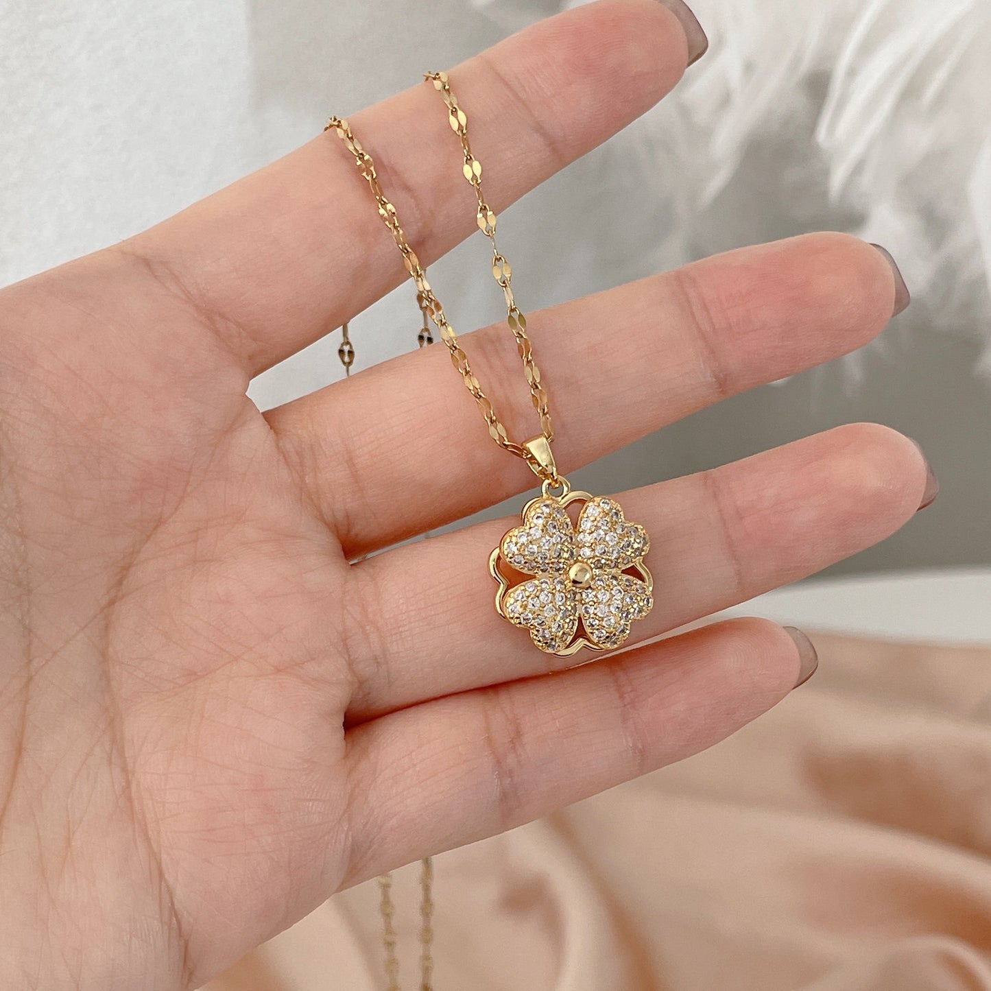 Minimalist Four-Leaf Clover Pendant Necklace in Titanium Steel with Gold Plating for Women and Men