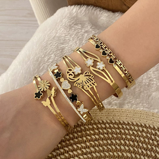 Fashionable Floral Heart Butterfly Stainless Steel Bracelet with Plated Finish for Women