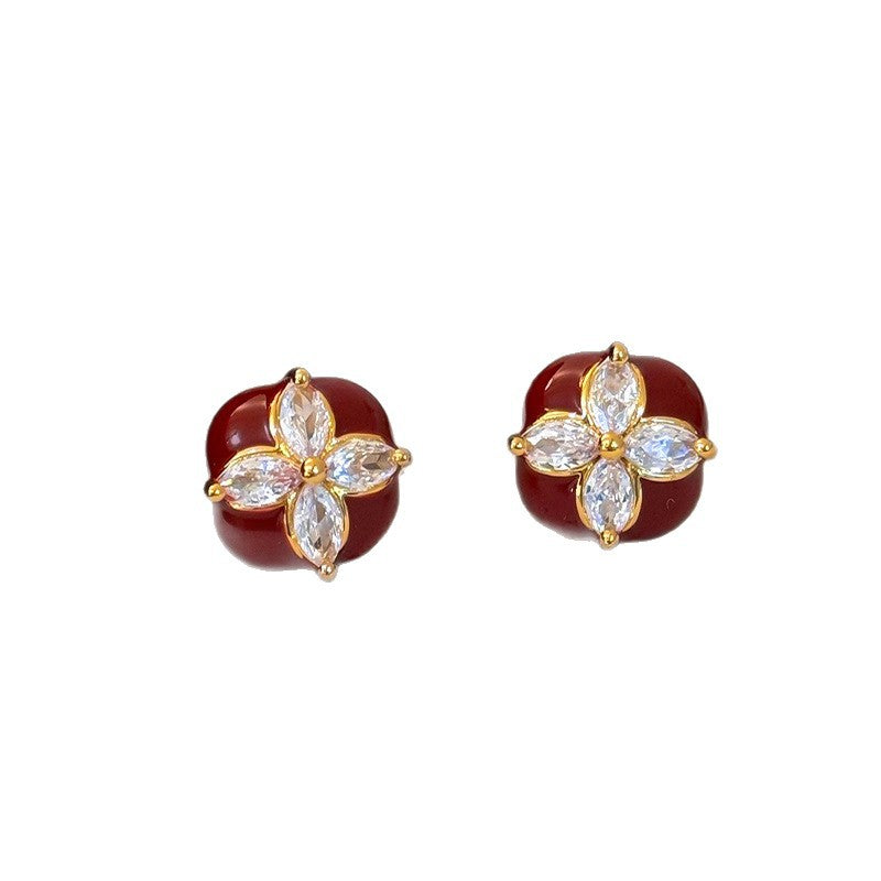 Pendientes cuadrados florales vintage para mujer con base de cobre chapado en oro, acabado esmaltado y detalles de circonitas
