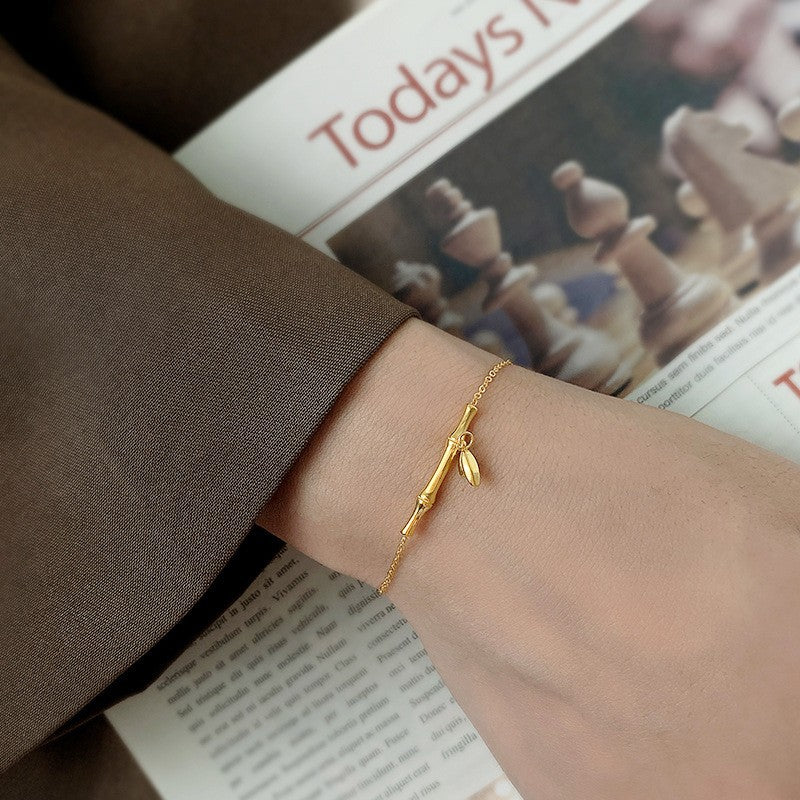 Minimalist Bamboo-Shaped Anklet for Women Made of Titanium Steel with 18K Gold Plating, Hypoallergenic and Fade-Resistant
