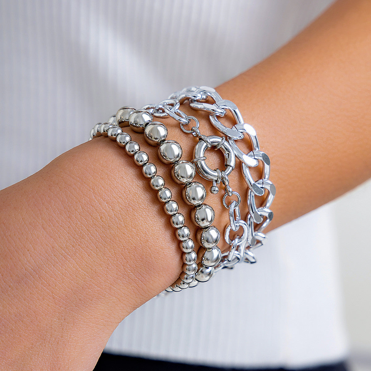 Pulsera de aleación de bola redonda geométrica estilo punk con acabado chapado para mujer