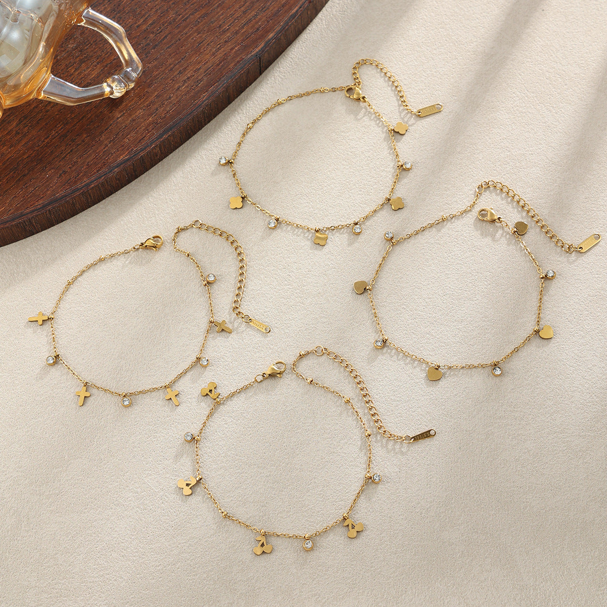 Luxury 18K Gold Plated Stainless Steel Heart Rhinestone Anklet