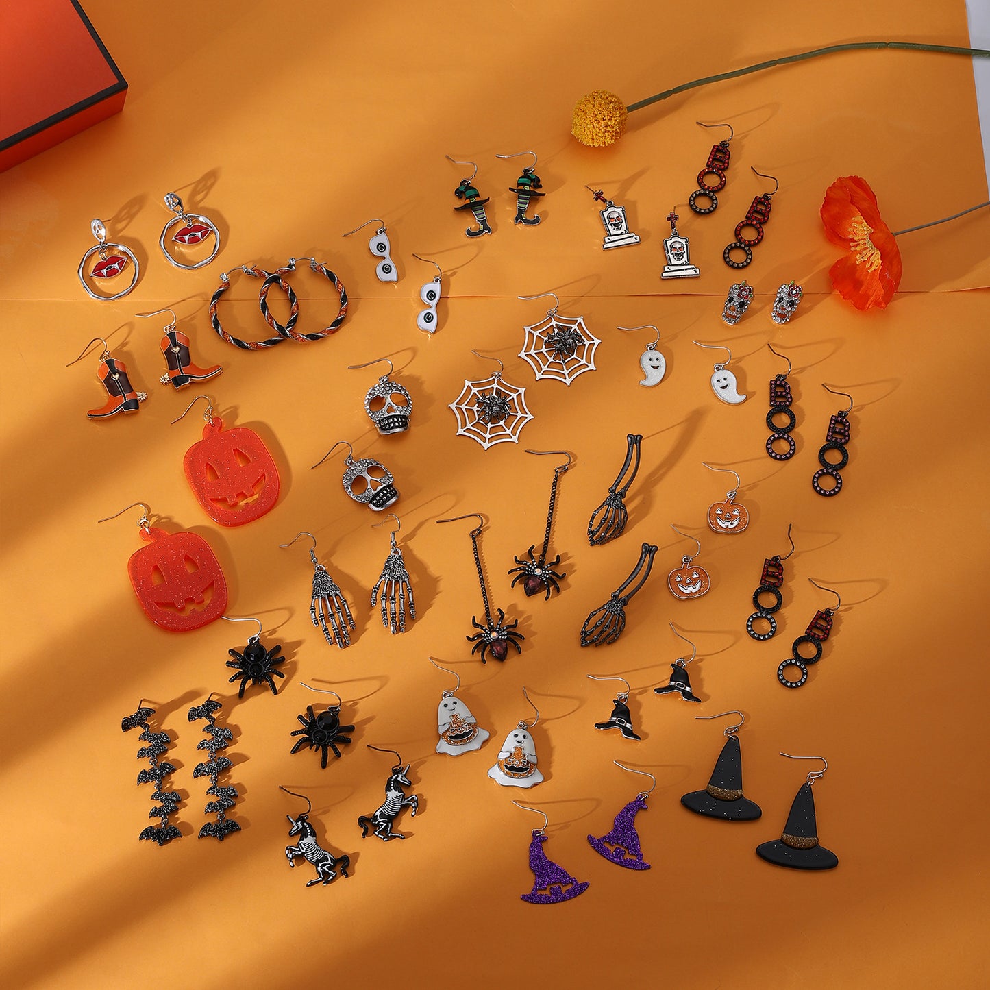 Pendientes de aleación con diseño de calabaza y calavera, estilo punk, chapados en oro, para mujer, temáticos de Halloween