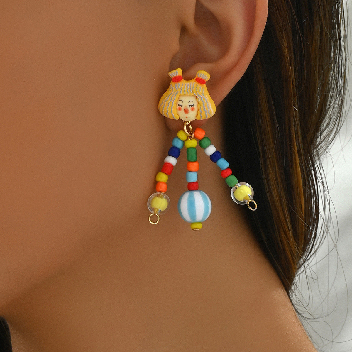 Orecchini da donna in acrilico e resina con clown stile Light Luxury, perni in acciaio inossidabile placcato ecologico