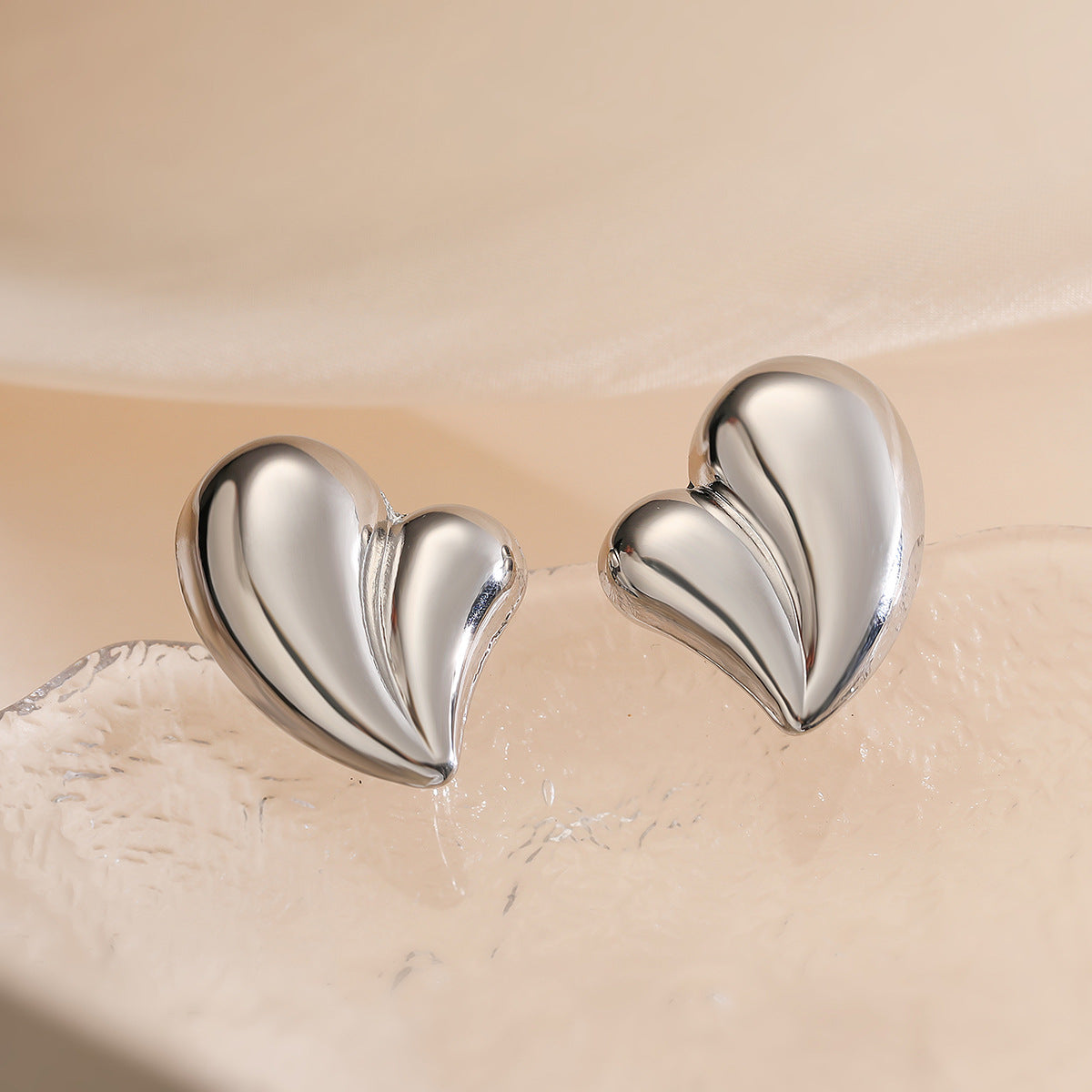Minimalist Heart-Shaped Copper Earrings with Gold Plating for Women