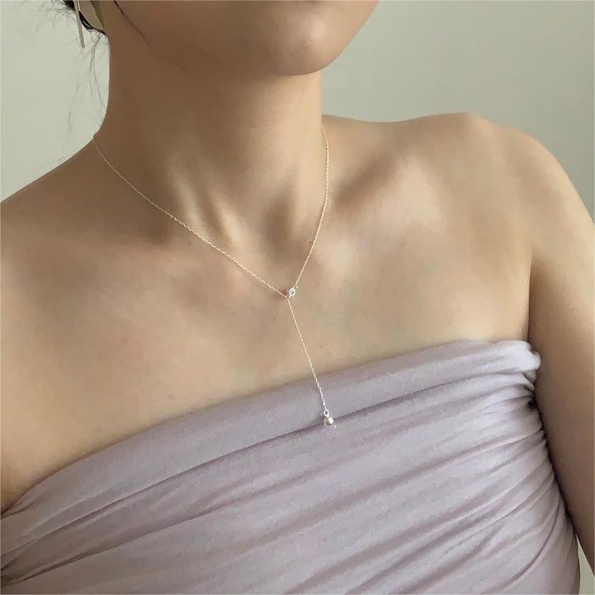 Collana con ciondolo a cuore minimalista in argento sterling 925 con zirconi cubici, catena regolabile