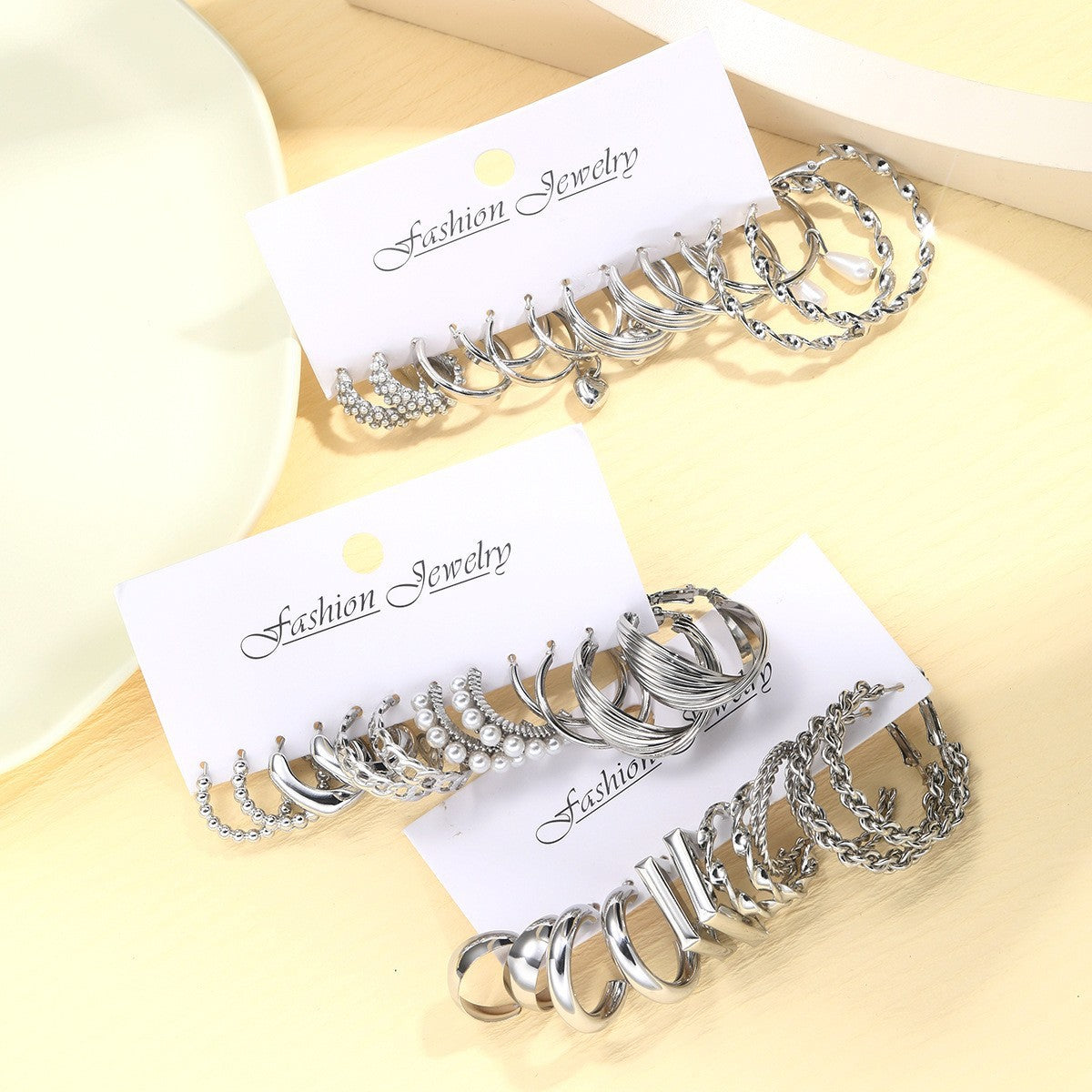 Fashion Geometric Round Gold Plated Zinc Alloy C-Shape Hoop Earrings with 925 Sterling Silver Posts