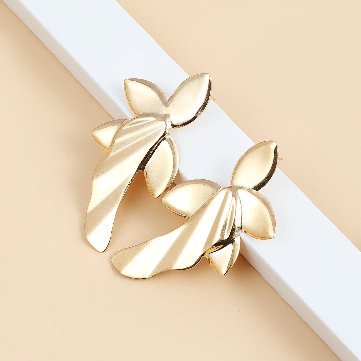 Minimalist Floral Leaf Stud Earrings for Women in Polished Metal with Electroplated Finish