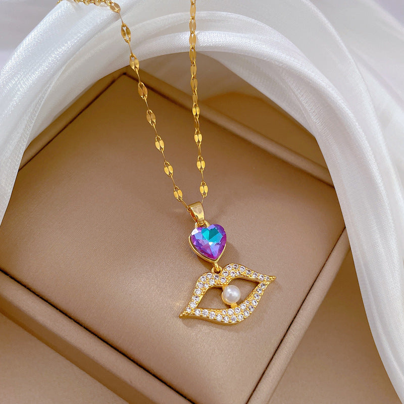 Minimalist Geometric Pearl Lips Necklace for Women with Titanium Steel Chain and Gold-Plated Copper Pendant