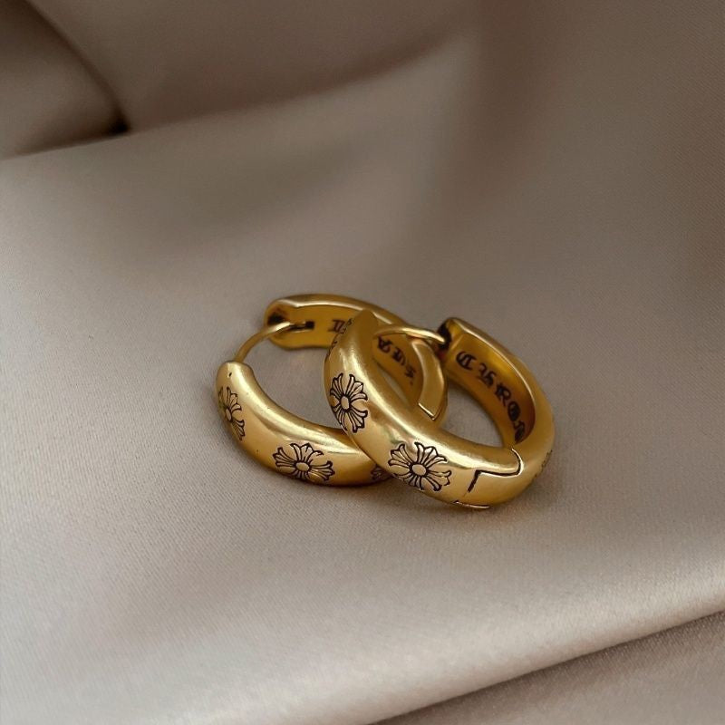 Orecchini a perno geometrici minimalisti in metallo con finitura placcata da donna, gioielli per l'orecchio lussuosi, alla moda e versatili per tutti i giorni