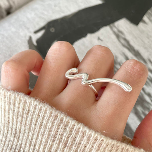 Anello da donna in argento sterling 925, minimalista, elegante, con intarsio a cuore esagerato