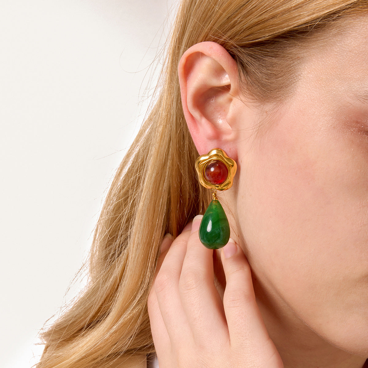 Pendientes de resina con diseño geométrico retro artístico con postes chapados en acero titanio para mujer