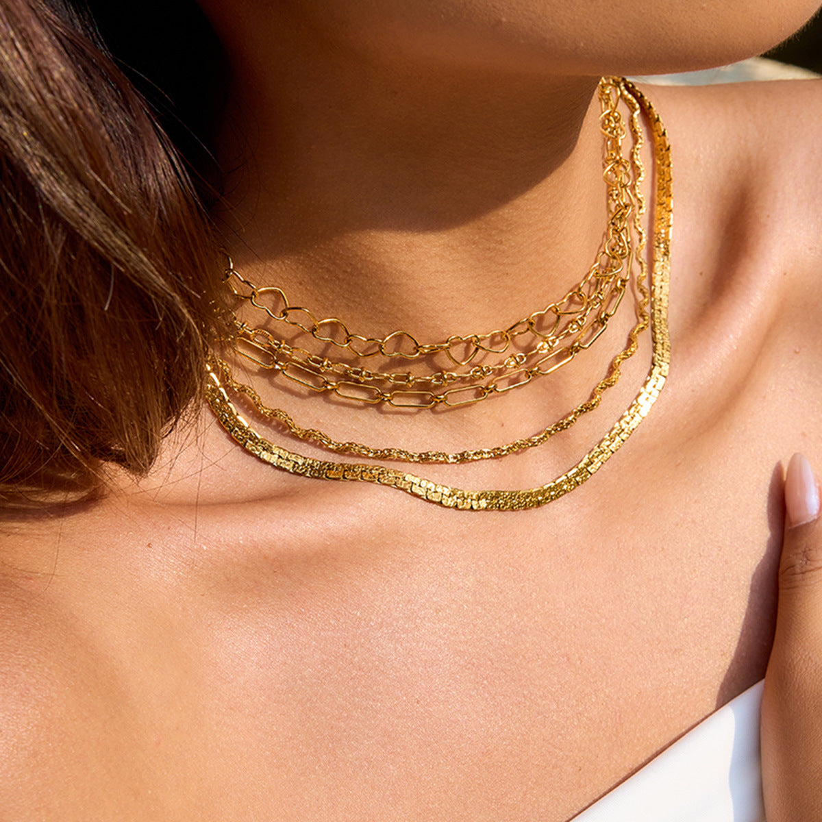 Collar Cadena de Serpiente Chapado en Acero Titanio Geométrico Minimalista para Mujer con Elegante Estilo de Guardapelo