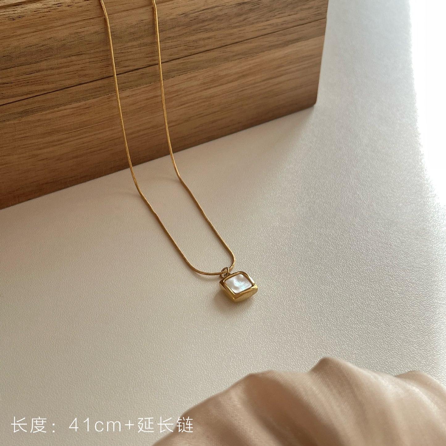 Minimalist Geometric Titanium Steel Necklace with Gold Plating for Layering Delicate Clavicle Chain