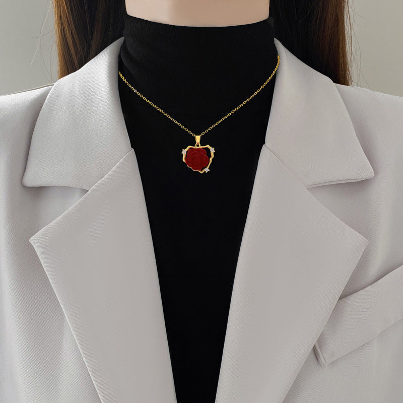 Sweet Elegant Heart Floral Rhinestone Titanium Steel Necklace Unisex Cable Chain