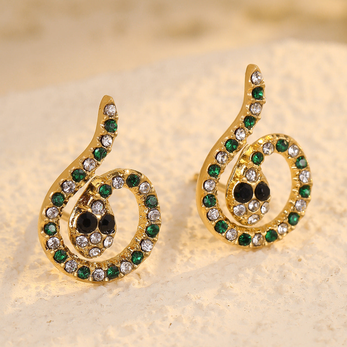 Orecchini a perno vintage in acciaio inossidabile a forma di serpente con intarsio in zircone da donna