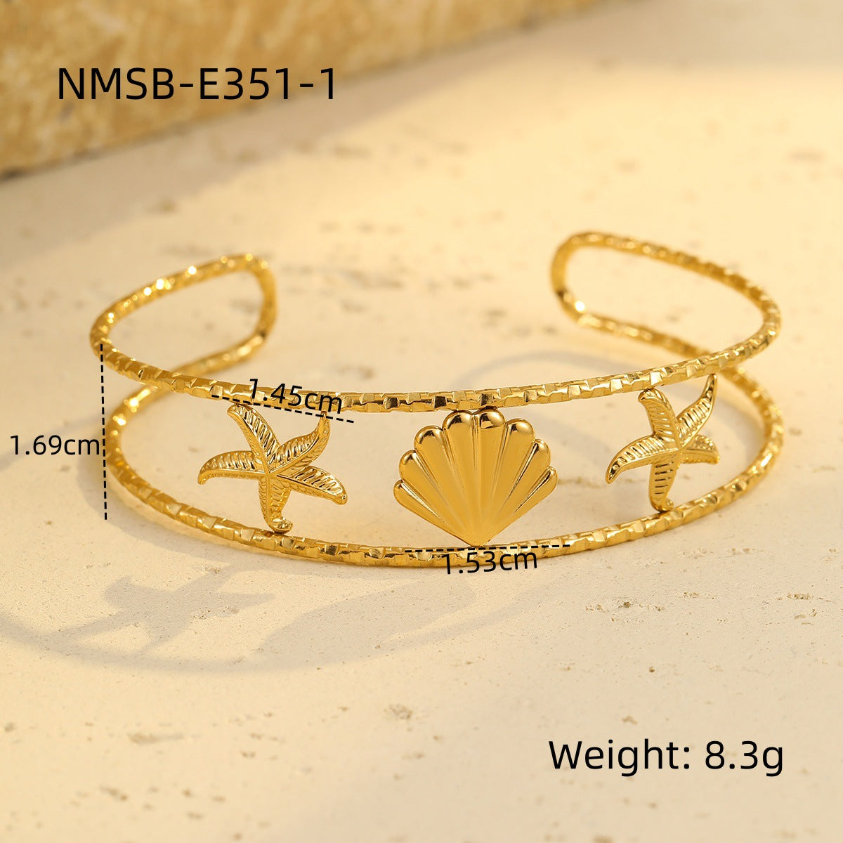 Fashionable Ocean-Themed Summer Bracelet with Starfish and Seashell Motifs Stainless Steel Plated in 18K Gold for Women