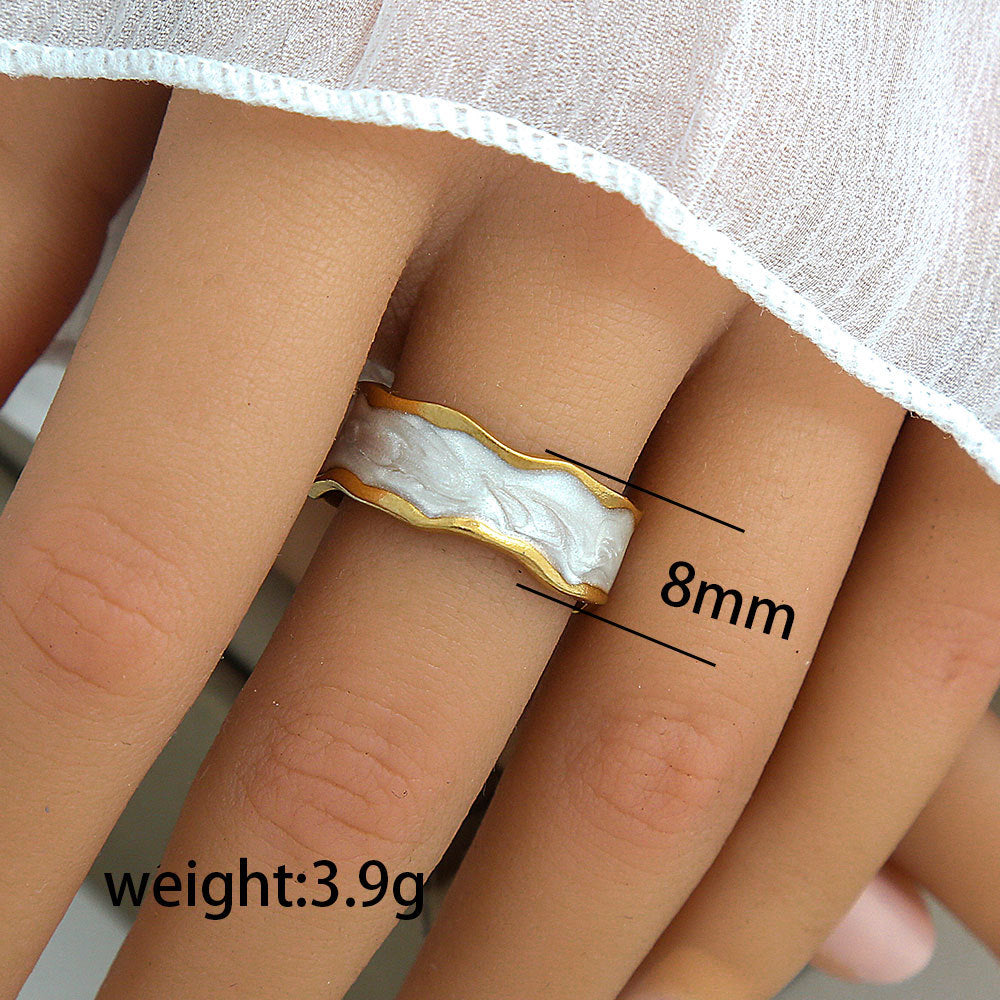 Anello vintage geometrico rotondo in acciaio al titanio con intarsio in smalto e placcatura in oro per donna