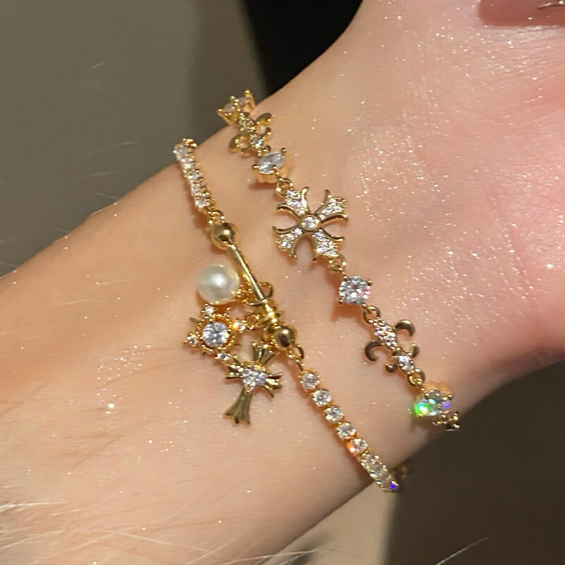 Bracciale a croce elegante a forma di Iris con zirconi intarsiati in rame, regolabile, da donna, lusso minimalista, floreale