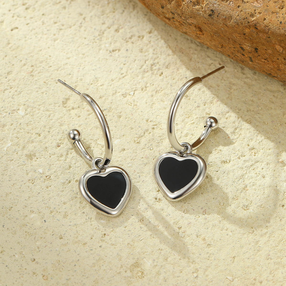 Pendientes de Acero Inoxidable con Forma de Corazón Vintage, con Acabado Chapado para Mujer, Ligeros, de Lujo, para Uso Diario