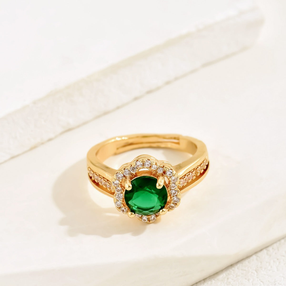 Anello in Rame Geometrico Minimalista da Donna con Intarsio di Zirconi, Fascia a U, Anello Semplice Impilabile per Dito Indice