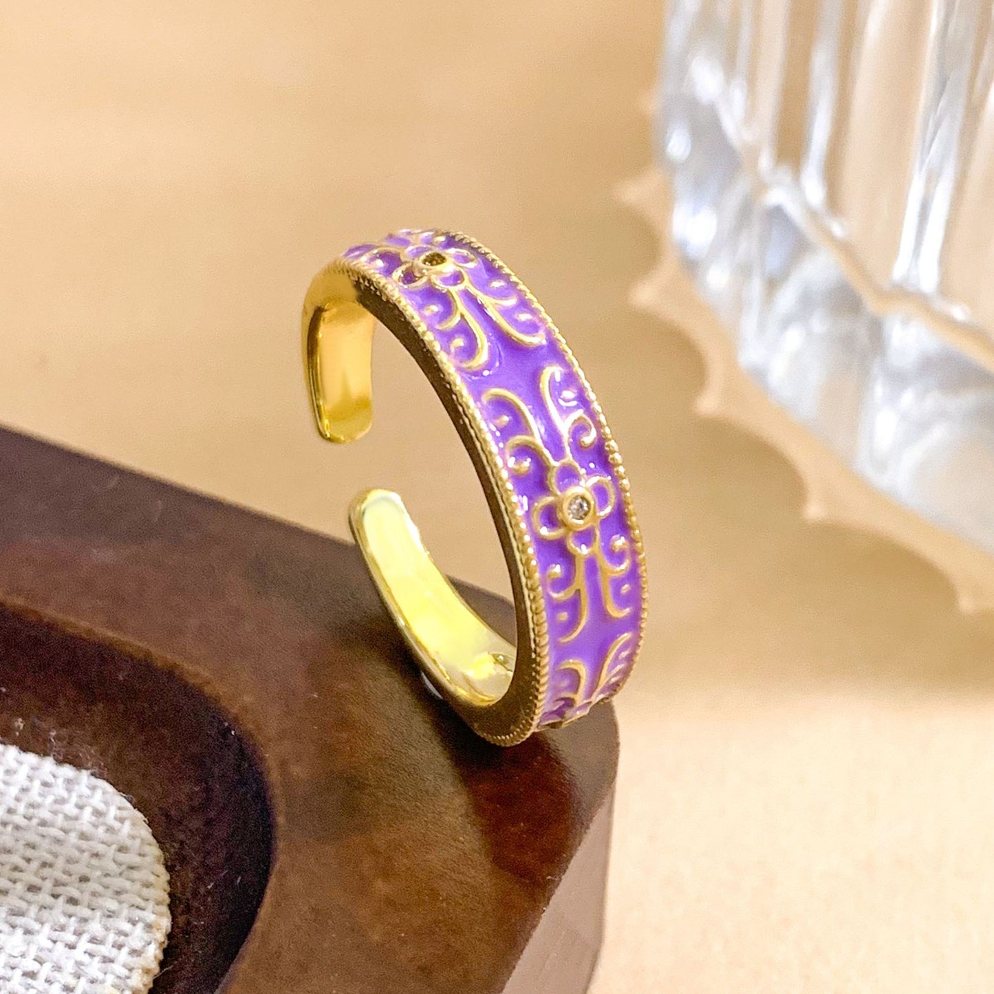 Vintage Sweet Gold Plated Brass Ring with Ethnic Patterns for Women