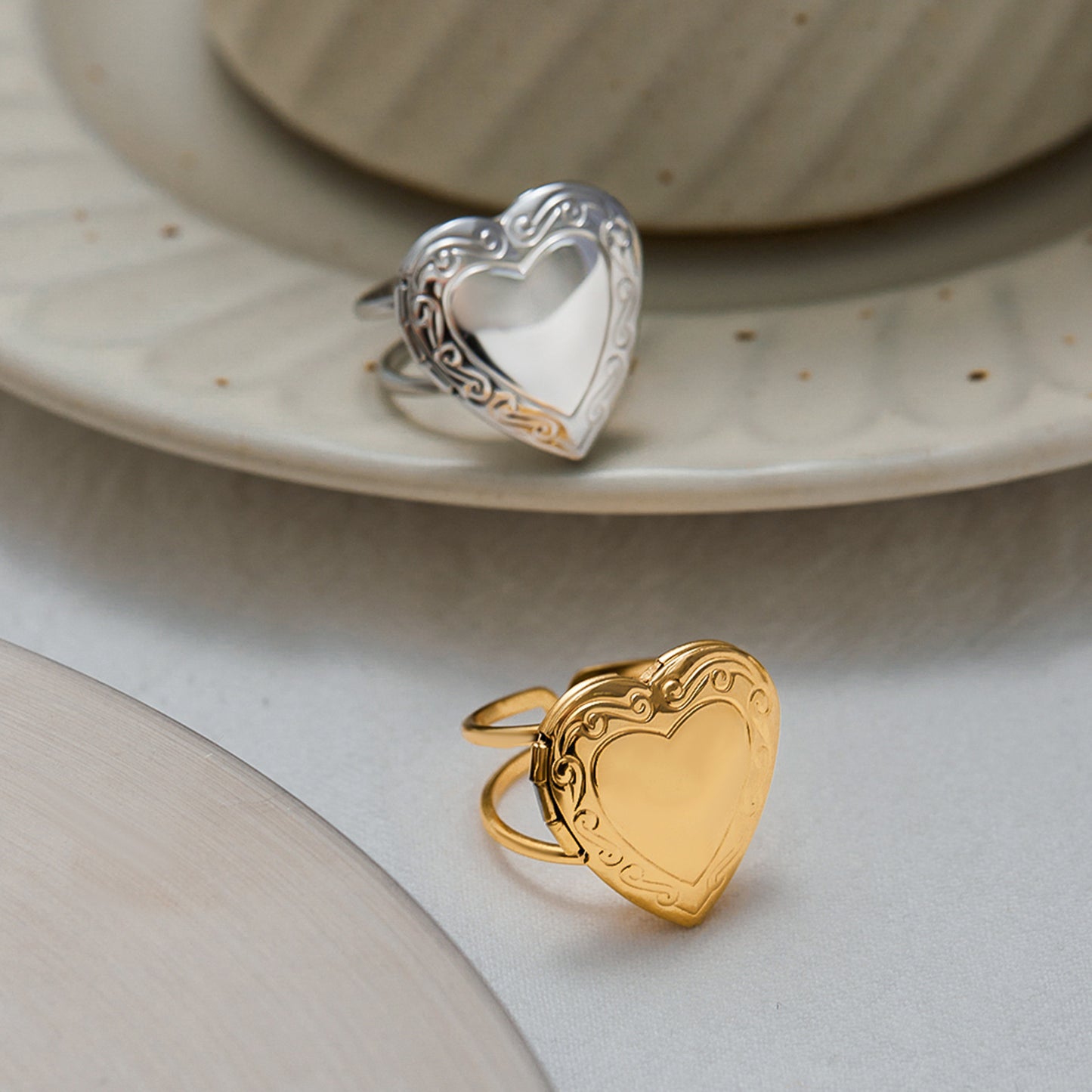 Elegant Heart Shaped Stainless Steel Plated Ring for Women