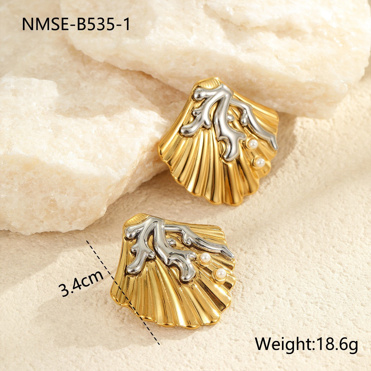 Pendientes, anillos y collar de acero inoxidable geométricos inspirados en el océano con chapado en oro de 18 quilates, textura de concha y detalles de estrellas