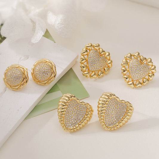 Elegant Minimalist Heart Shaped Brass Gold Plated Cubic Zirconia Stud Earrings for Women