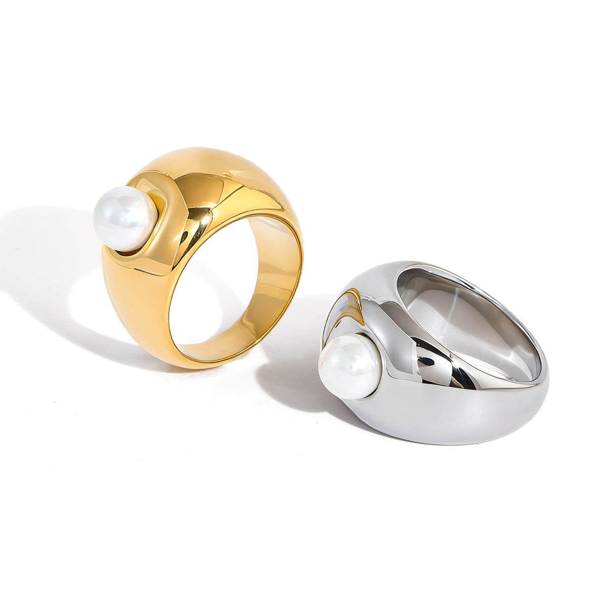 Anillo de acero inoxidable geométrico de lujo con chapado en oro PVD de 18K y perla para mujer