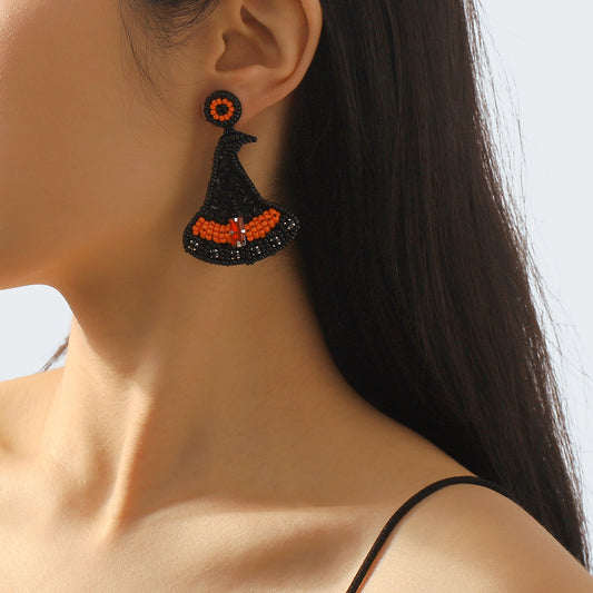 Pendientes de disfraz de Halloween hechos a mano de estilo bohemio con cuentas, lentejuelas, pedrería y diseño en forma de sombrero para mujer