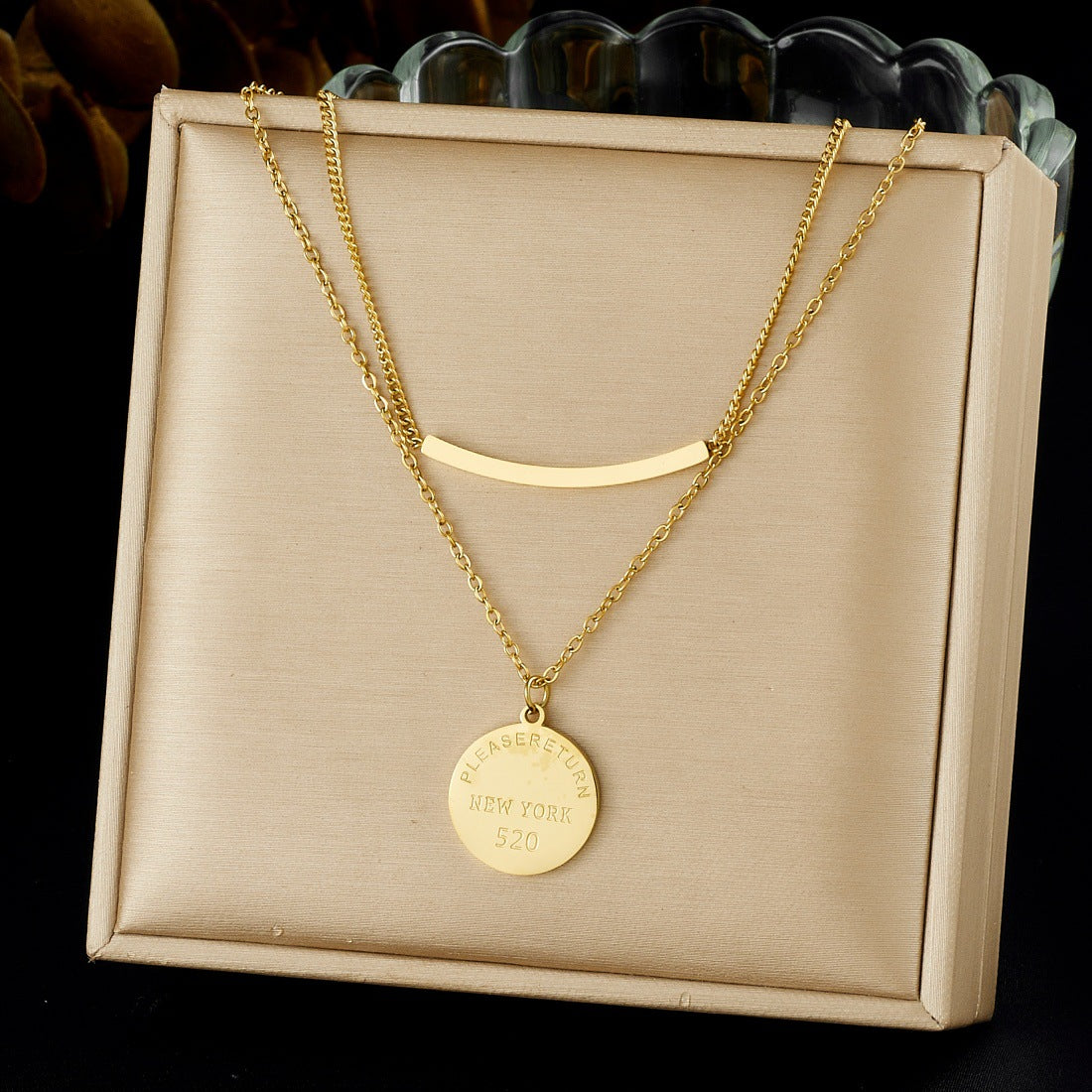 Minimalist Gold Plated Stainless Steel Round Geometric Pendant Layered Necklace for Women