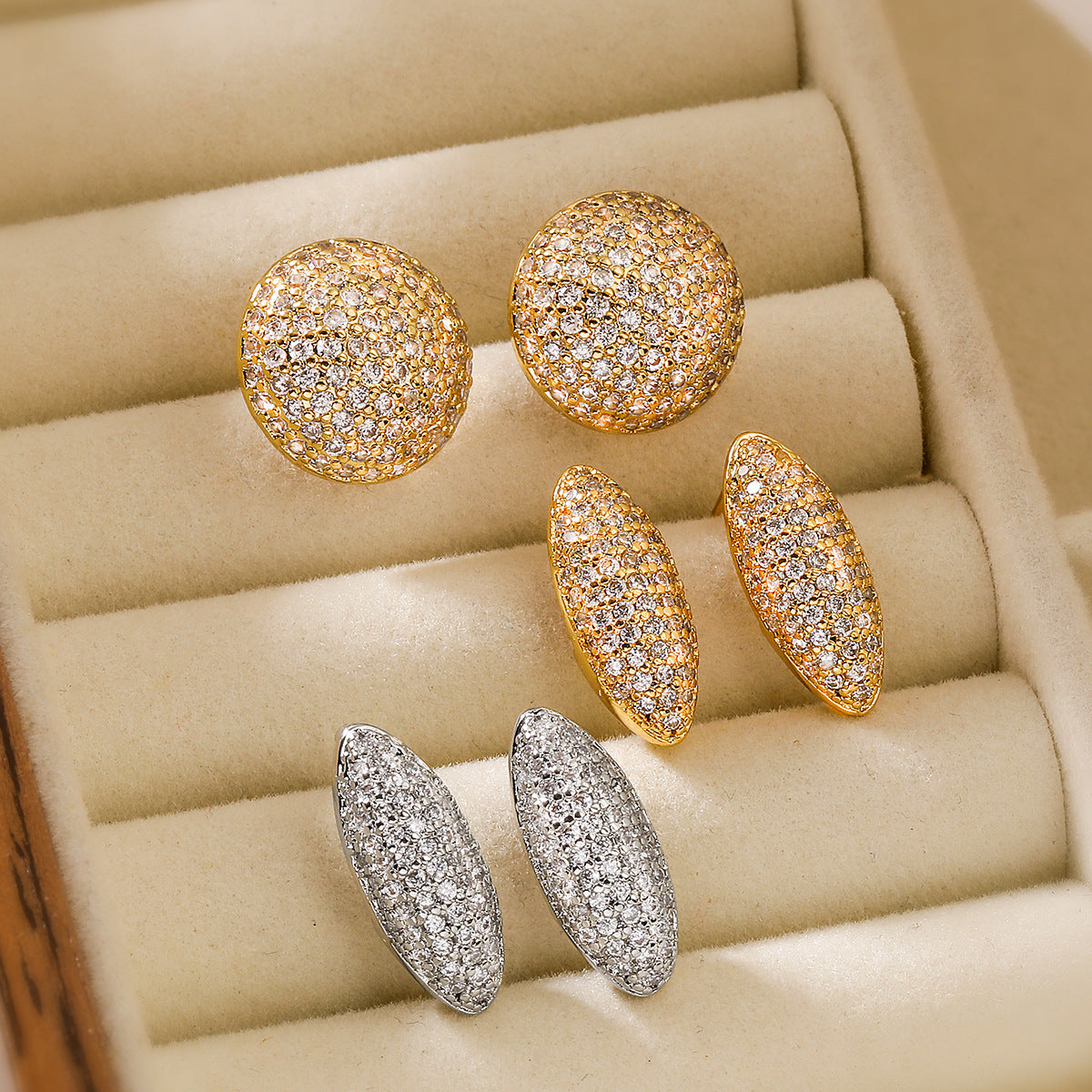 Orecchini Geometrici da Donna in Rame con Placcatura in Oro 18K e Intarsio di Zirconi