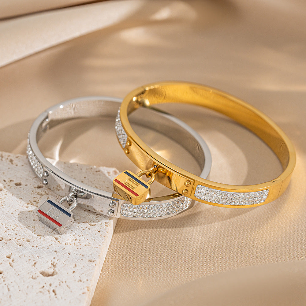 Bracciale Ovale Minimalista in Acciaio Titanio con Finitura Galvanica per Donna e Uomo