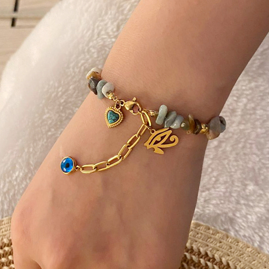 Bracciale da donna in acciaio inossidabile a forma di cuore con perline e motivo a occhio - Design originale