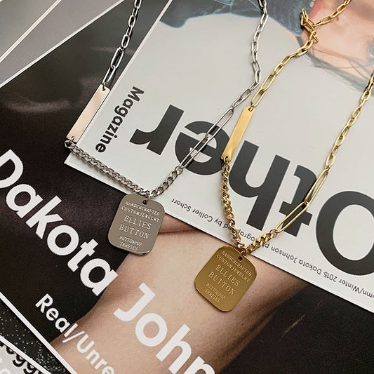 Collar con colgante de letra cuadrada geométrica minimalista para mujer, cadena de clavícula chapada en acero de titanio