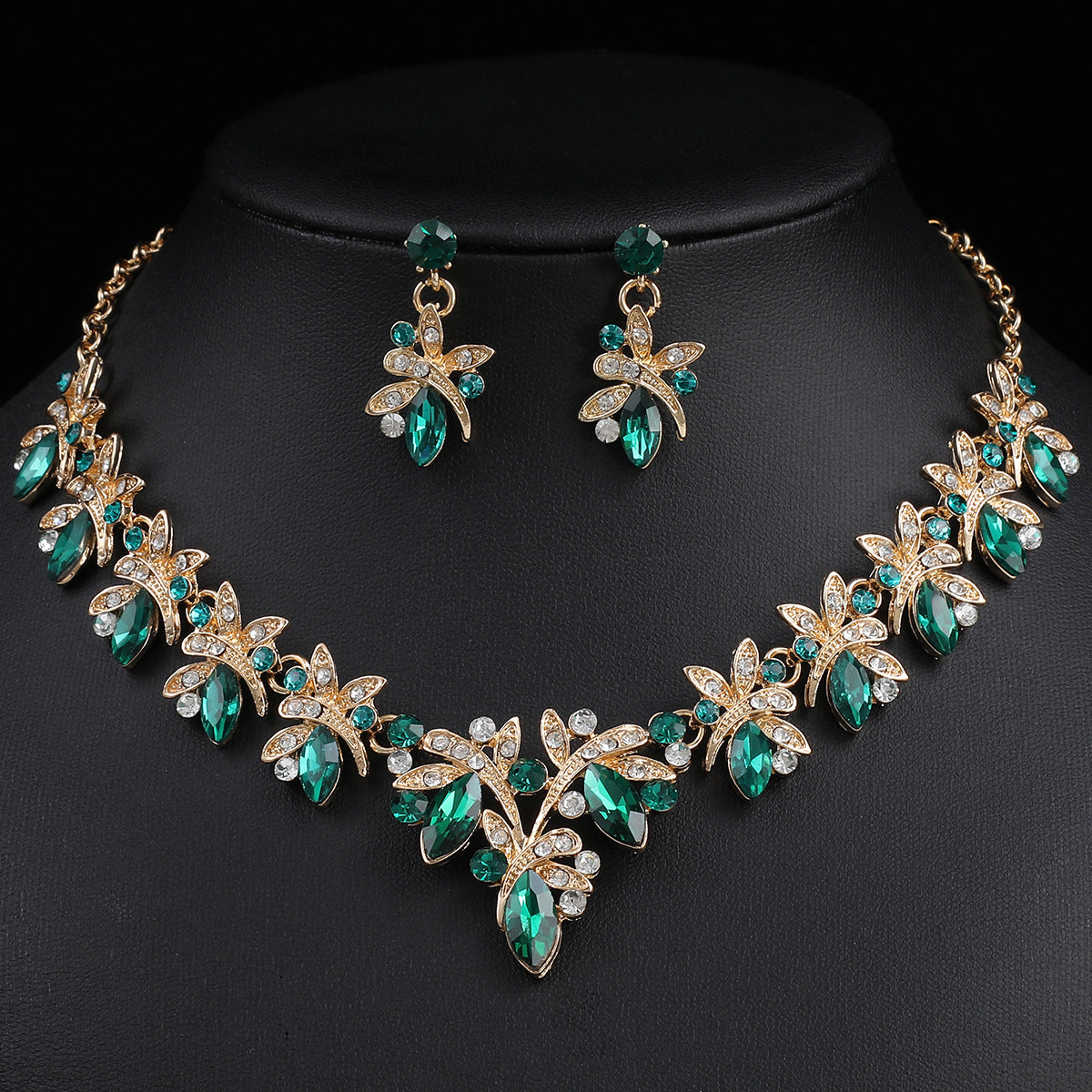 Rustic Floral Style Dragonfly Pendant Necklace and Earrings Set in Alloy with Rhinestone Inlay and Gold Plating on O-Chain for Women