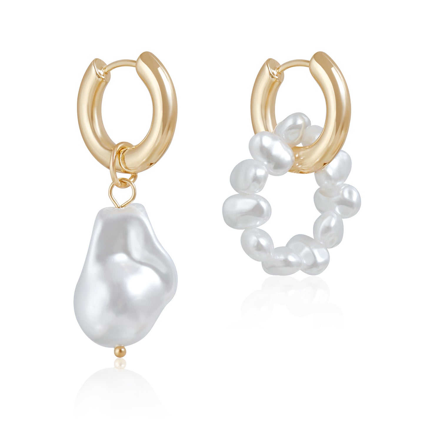 Minimalist Baroque Pearl Multi-Layer Necklace for Women with Heart and Geometric Pendant in Alloy with Plating Finish