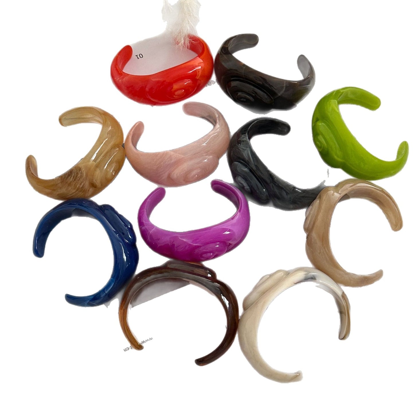 Luxury Round Gradient Acrylic Drip Oil Cuff Bracelet for Women