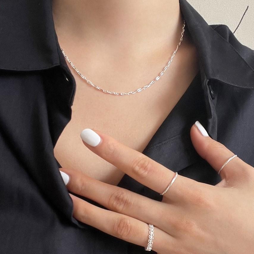 Collana con ciondolo geometrico minimalista da donna in argento sterling 925 con accento di perla