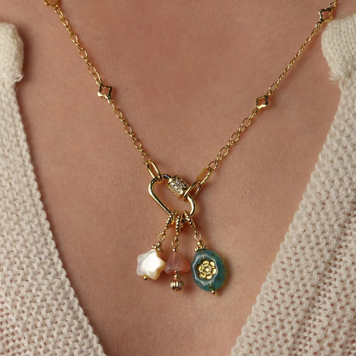 Collana con ciondolo a cuore e stella geometrici placcati oro 18K in rame, stile fresco