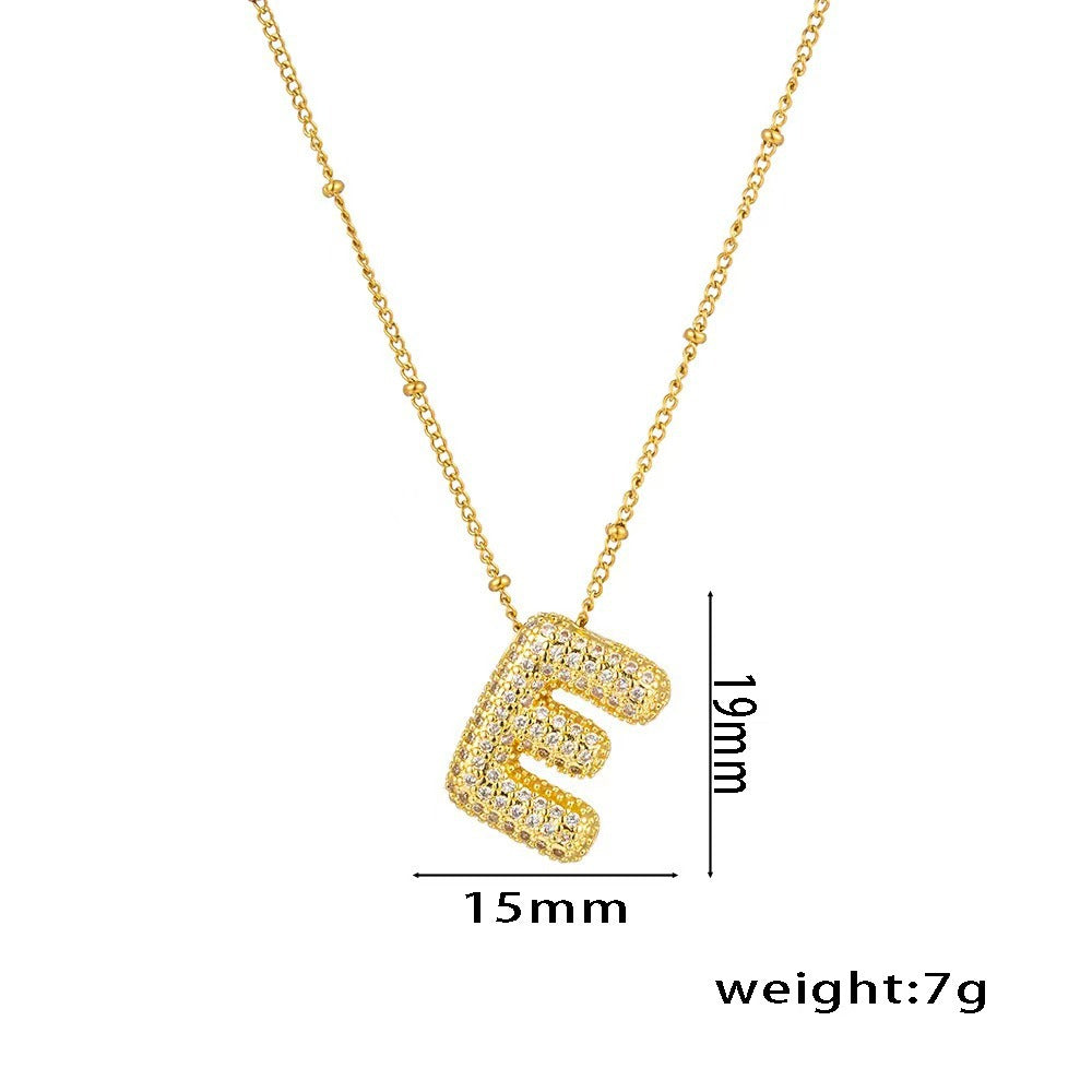 Collana con ciondolo a lettera in zirconi micro-pavé placcato oro 18 carati, catena di perline in acciaio inossidabile/acciaio al titanio, gioielli unisex alla moda per pendolari