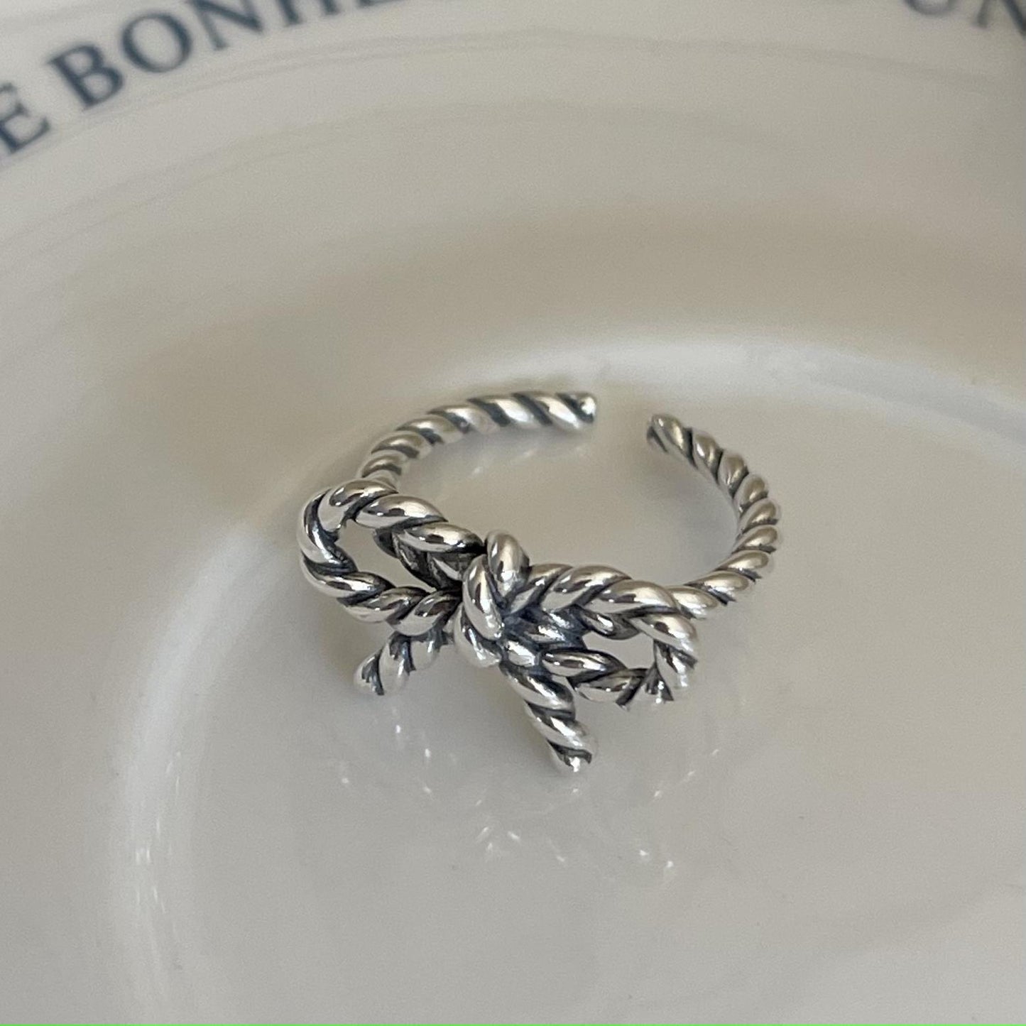 Anello Vintage Dolce in Argento Sterling 925 con Fiocco a Cuore