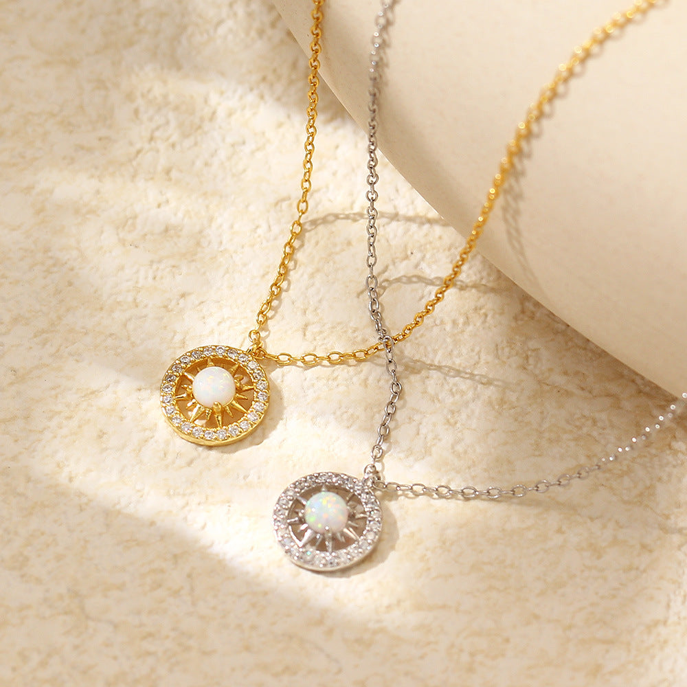 Collana da donna placcata in argento sterling 925 con opale e diamante a forma di stella geometrica